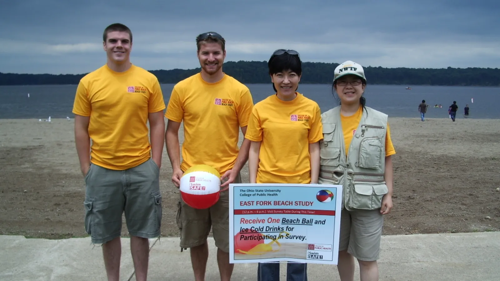 The Lee lab recruits participants for a survey